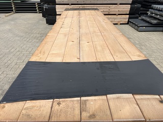 Ca. 49x Houten balken